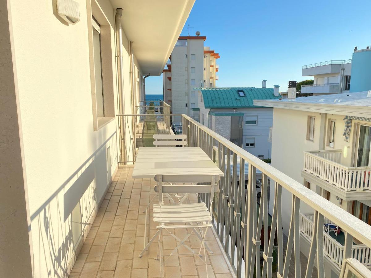 Appartamenti Cristina Carraro Immobiliare - Family Apartments Lido di Jesolo Zewnętrze zdjęcie